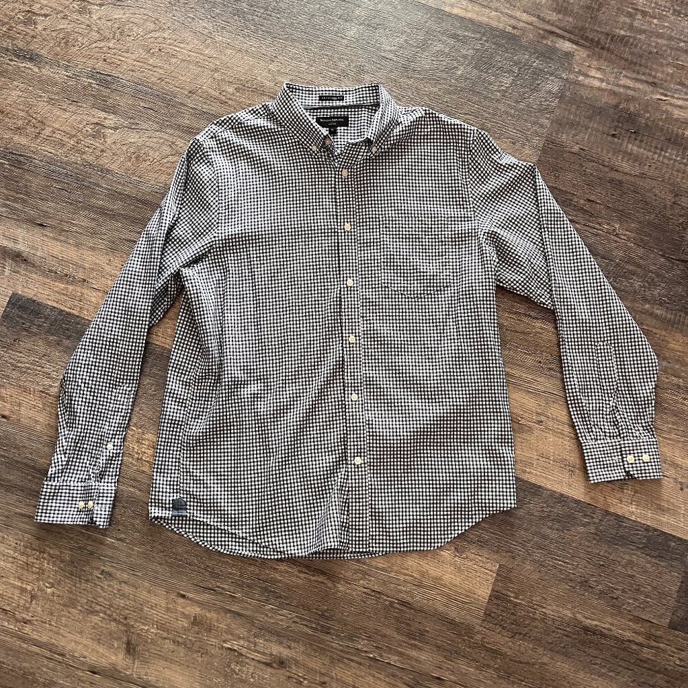 USED Men's Banana Republic Oxford - Untucked Fit (XL)